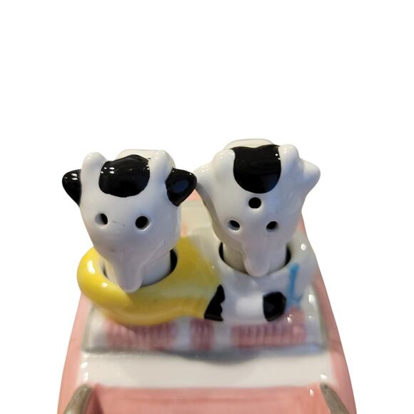 VTG Clay Art Cows in Pink Convertible Salt & Pepper Shakers Moo License Plate - Picture 2 of 12